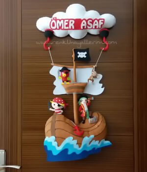 Ömer Asaf korsan bebek kapı süsü - Korsan Kapı Süsü