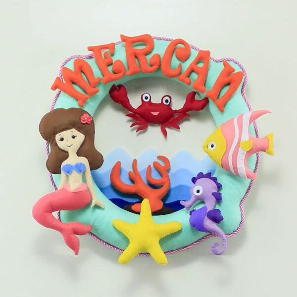 Mercan Mercan Kız Bebek Kapı Süsü