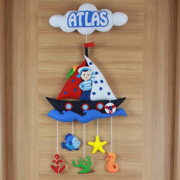 Atlas isimli kapı süsü keçe denizci