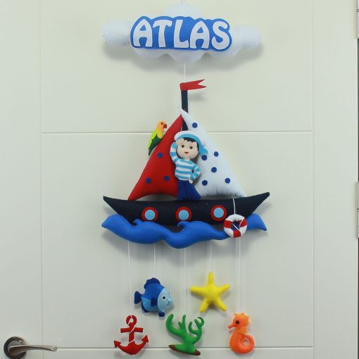 Atlas isimli kapı süsü keçe denizci