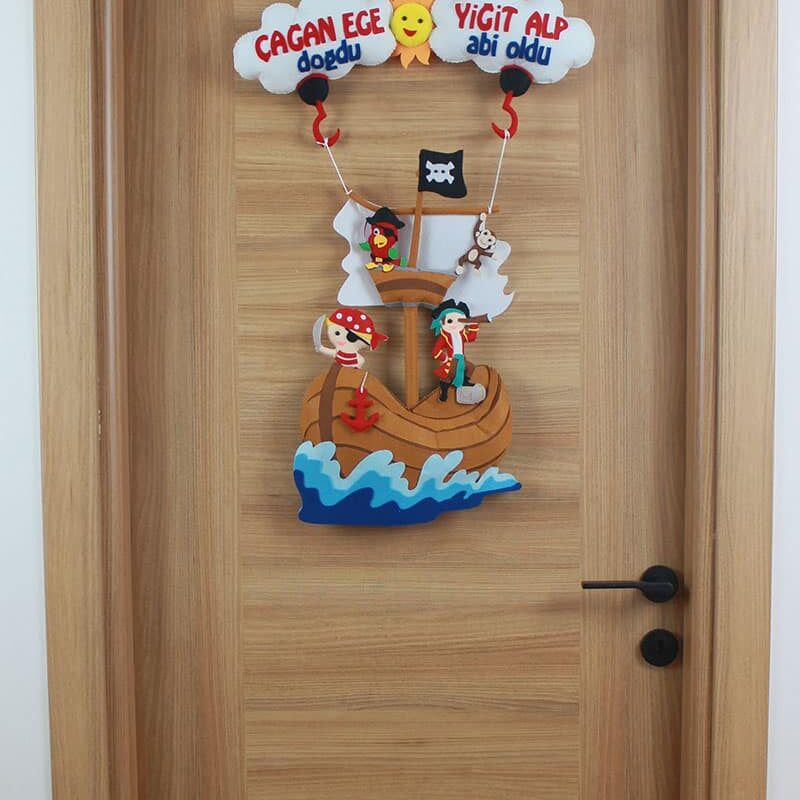 Korsan Kardeşler Oda Kapı Süsü Çağan Ege Yiğit Alp