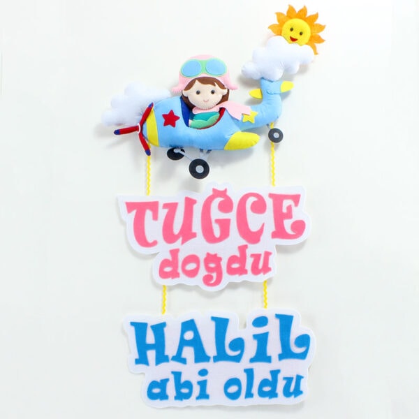 Kardeşler Kız Pilot Uçak Bebek Kapı Süsü