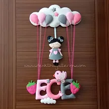 Pembe Gri Çilek Kız Bebek Kapı Süsü Ece