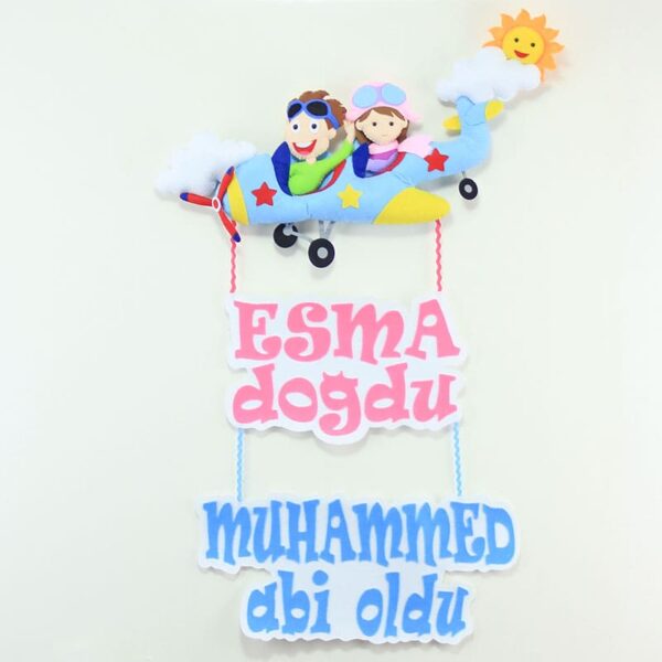 Pilot İki Kardeş Düz Yazılı Kapı Süsü Esma Muhammed