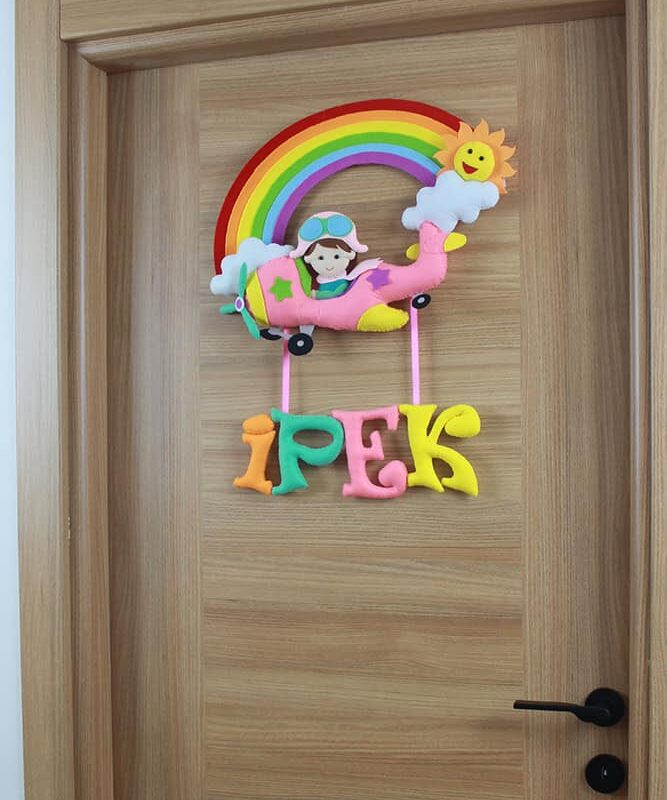 Kız Pilot Çocuk Pembe Uçak Kapı Süsü Detay İpek