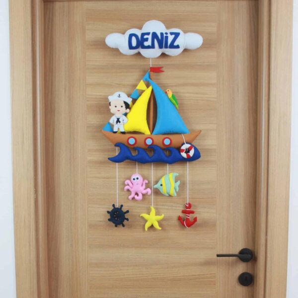 Deniz isimli deniz temalı denizci bebek çocuk ve hastane keçe kapı süsü