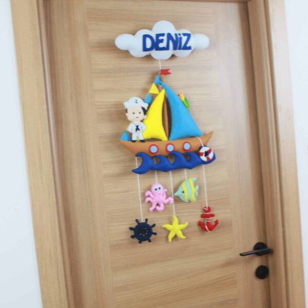 Deniz isimli deniz temalı denizci bebek çocuk ve hastane keçe kapı süsü