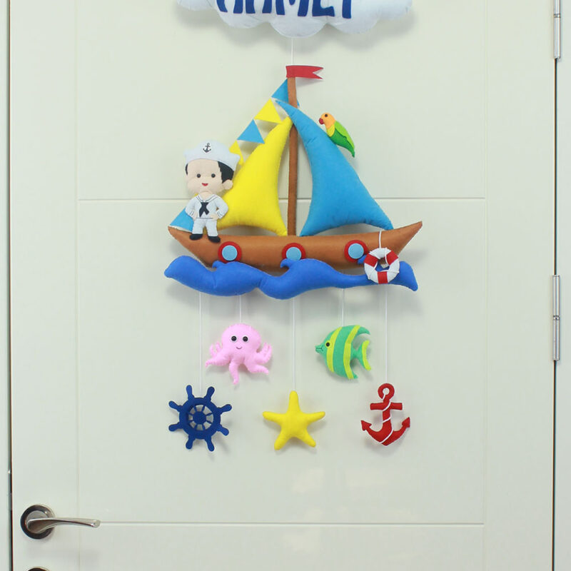 Ahmet isimli denizci bebek ve hastane odası kapı süsü