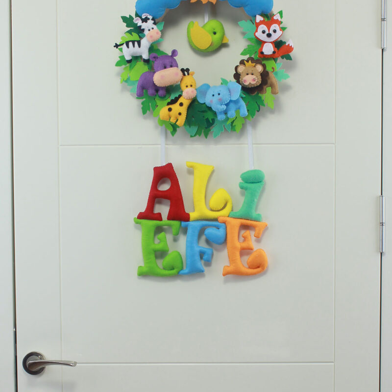 Ali Efe isimli safari bebek ve hastane odası kapı süsü