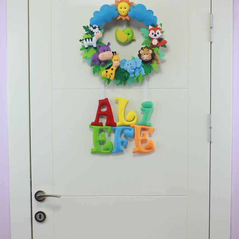 Ali Efe isimli safari bebek ve hastane odası kapı süsü