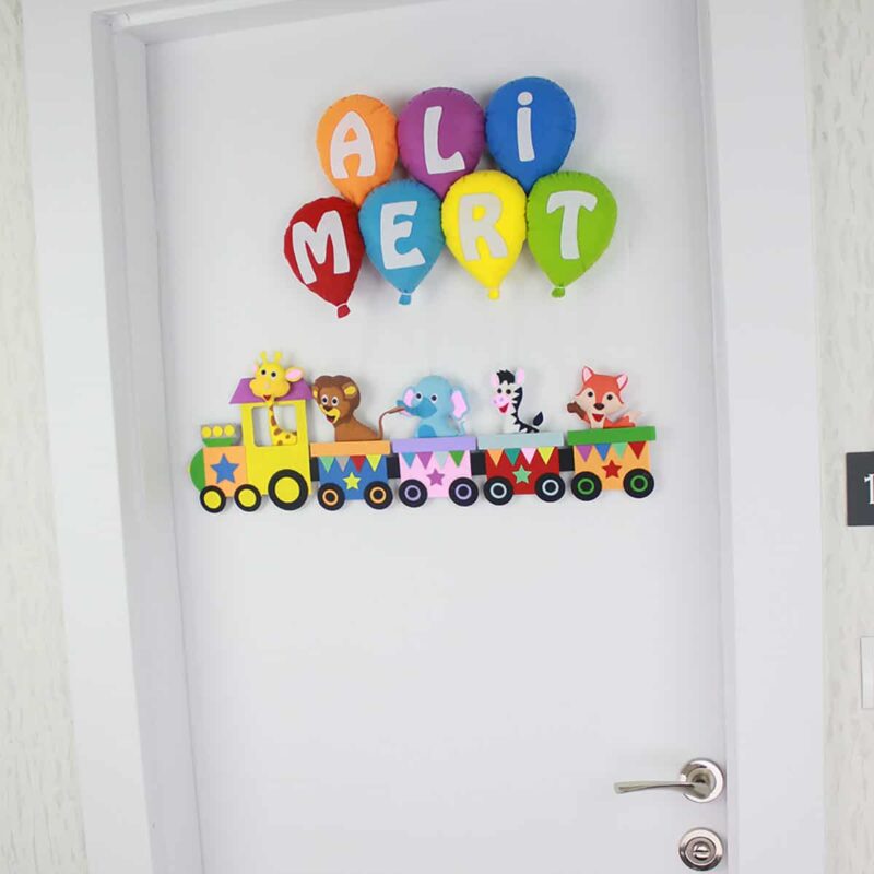 Ali Mert isimli Trenli Bebek ve Hastane Odası Kapı Süsü