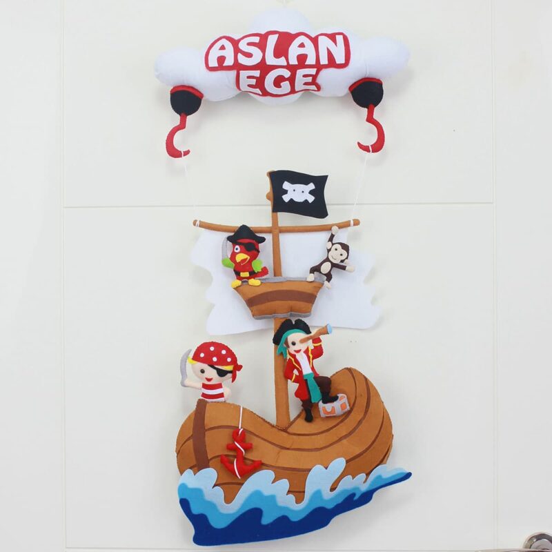 Aslan Ege isimli Korsan Bebek ve Hastane Odası Kapı Süsü