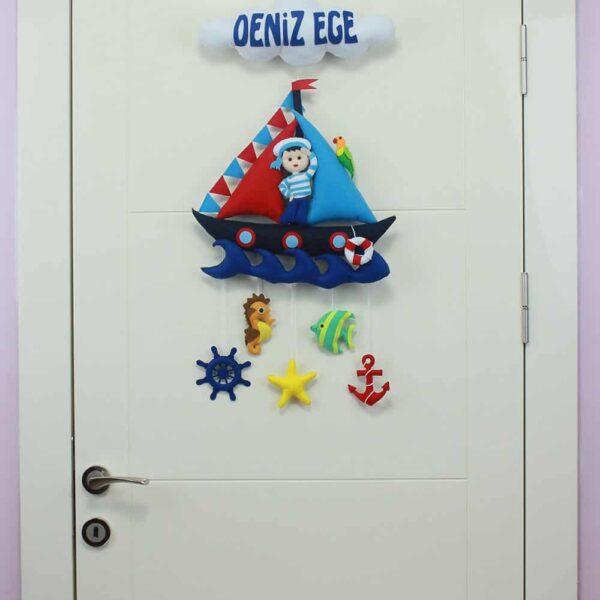 Deniz Ege isimli Denizci Kapı Süsü