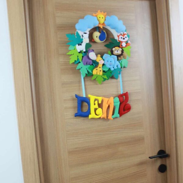Deniz isimli Safari Bebek Kapı Süsü