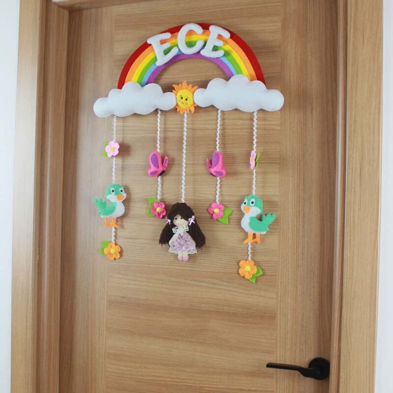 Ece isimli Gökkuşağı Kapı Süsü