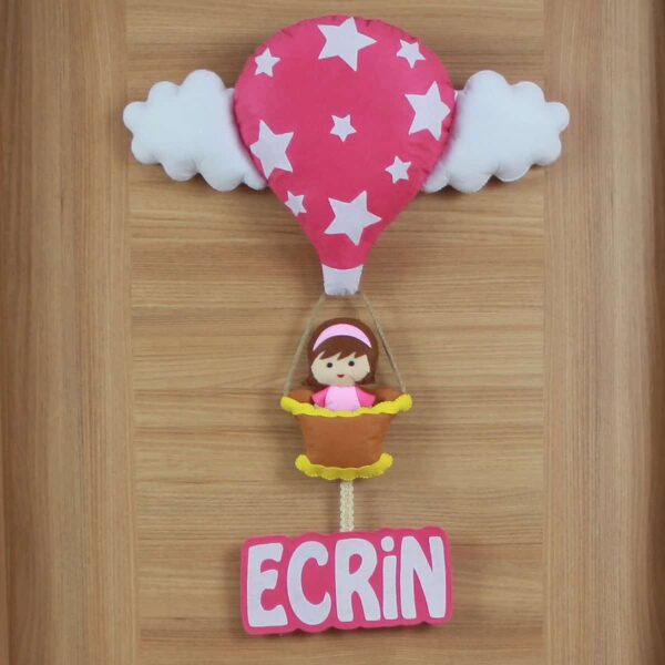 Ecrin isimli Balonlu Kız Kapı Süsü