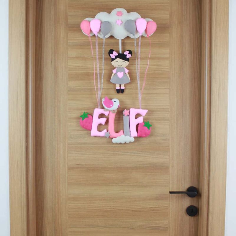 Elif isimli Pembe Gri Çilek Kapı Süsü