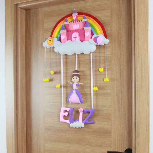 Eliz isimli Şato Kapı Süsü