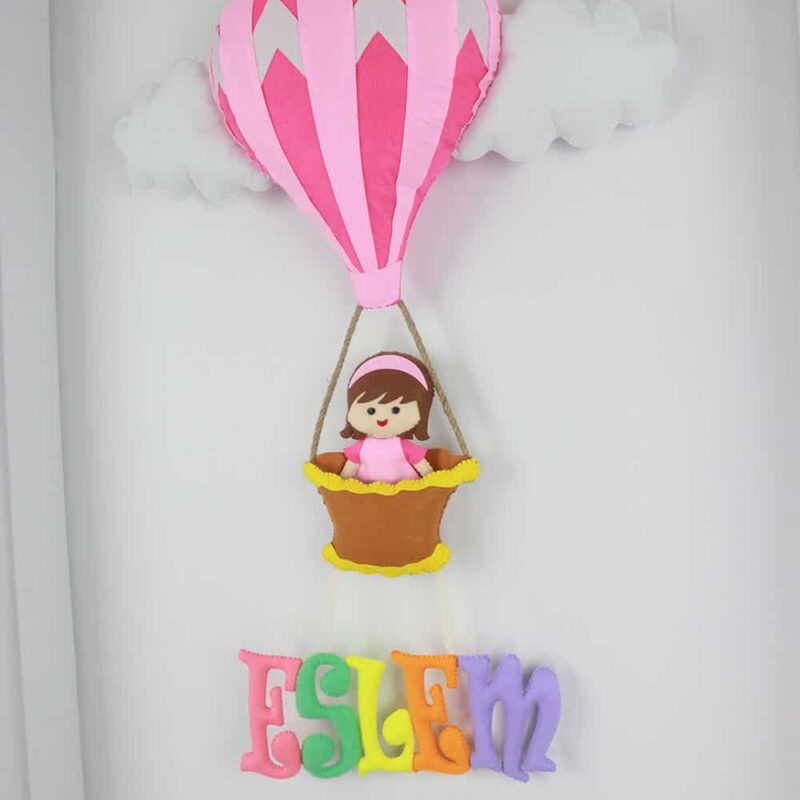 Eslem isimli Balonlu Bebek Kapı Süsü