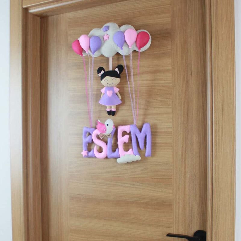 Eslem isimli Pembe Lila Bebek Kapı Süsü