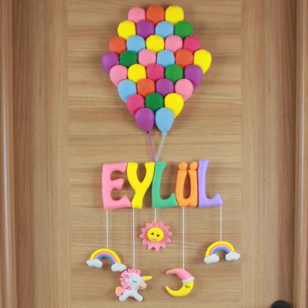 Eylül isimli Balonlar Unicorn Kapı Süsü