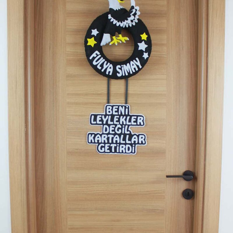 Fulya Simay isimli Kartal Kapı Süsü