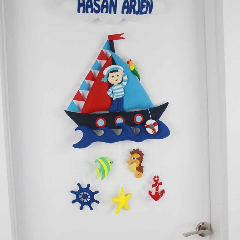 Hasan Arjen isimli Denizci Bebek Kapı Süsü