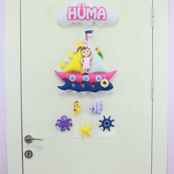 Hüma isimli Denizci Kız Bebek Kapı Süsü