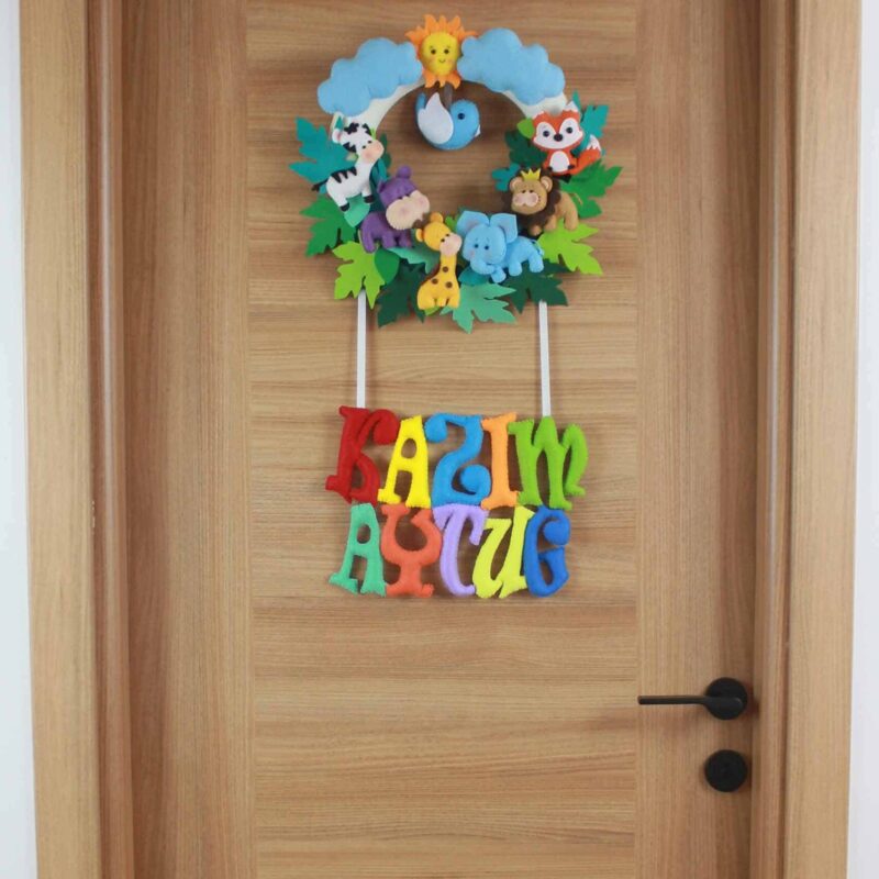Kazım Aytuğ isimli Safari Bebek Kapı Süsü