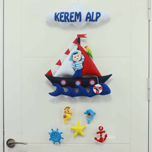Kerem Alp isimli Denizci Bebek Kapı Süsü