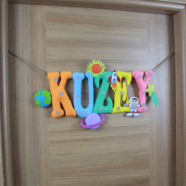 Kuzey isimli Hastane Bebek Kapı Süsü