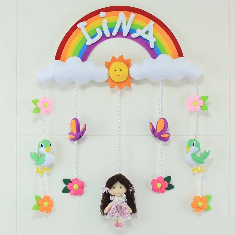 Lina isimli Gökkuşağı Kız Bebek Kapı Süsü