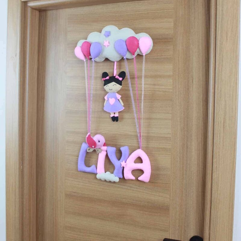Liya isimli Pembe Lila Bebek Kapı Süsü
