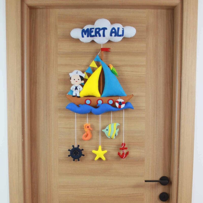 Mert Ali isimli Denizci Hastane Bebek Kapı Süsü