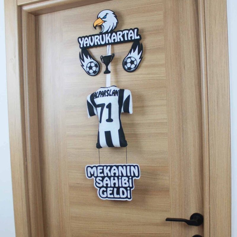 Alparslan isimli YavruKartal Kapı Süsü
