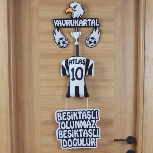 Atlas isimli YavruKartal Kapı Süsü