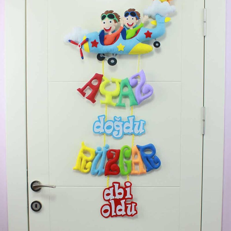 Ayaz ve Rüzgar isimli Kardeş Pilot Kapı Süsü