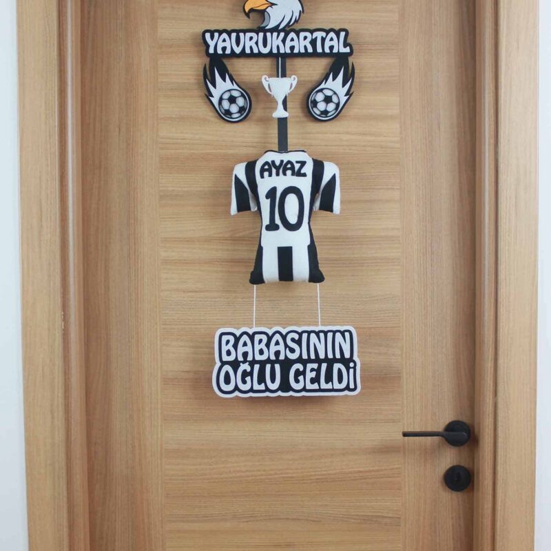 Ayaz isimli YavruKartal Kapı Süsü