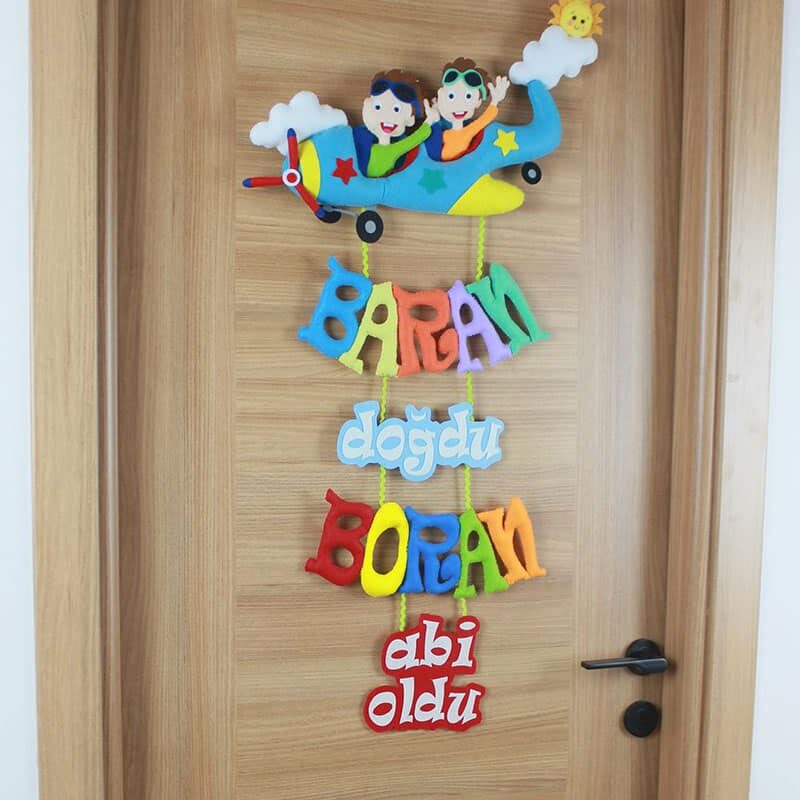 Baran ve Boran isimli Kardeş Pilot Kapı Süsü