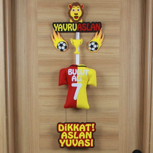 Bulut Ali isimli YavruAslan Kapı Süsü