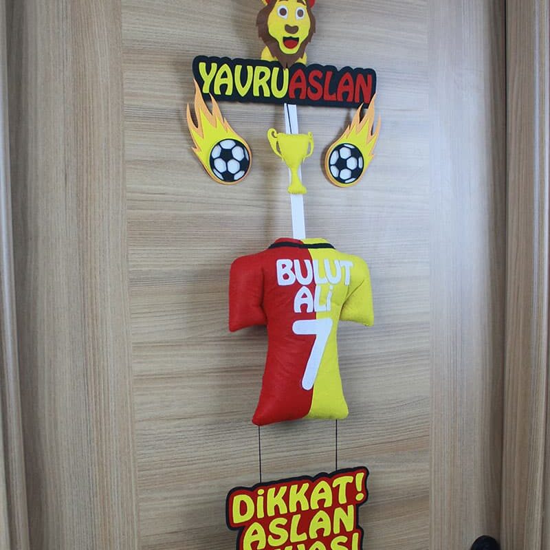 Bulut Ali isimli YavruAslan Kapı Süsü