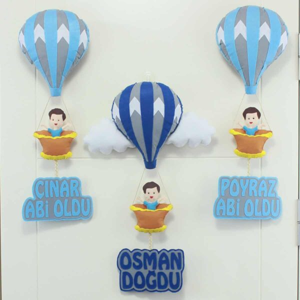 Çınar, Osman ve Poyraz isimli Kardeşler Balonlu Kapı Süsü