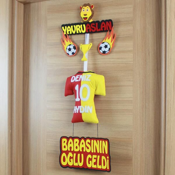 Deniz Aydın isimli YavruAslan Kapı Süsü