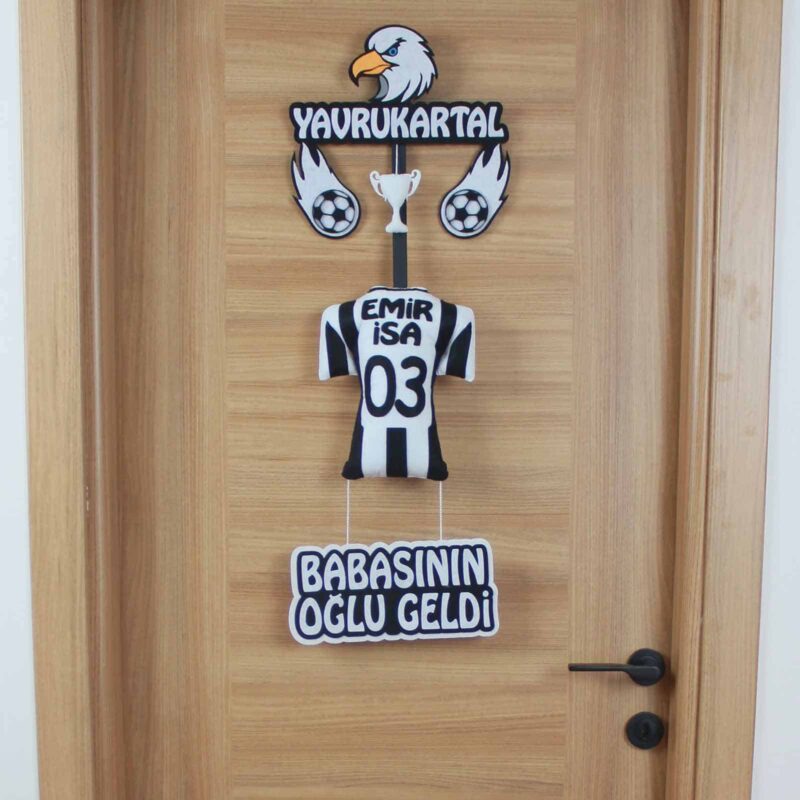 Emir İsa isimli Yavrukartal Kapı Süsü