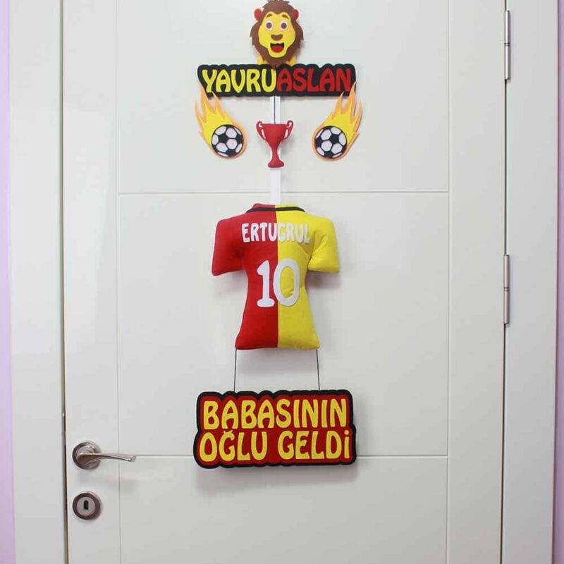 Ertuğrul isimli YavruAslan Kapı Süsü