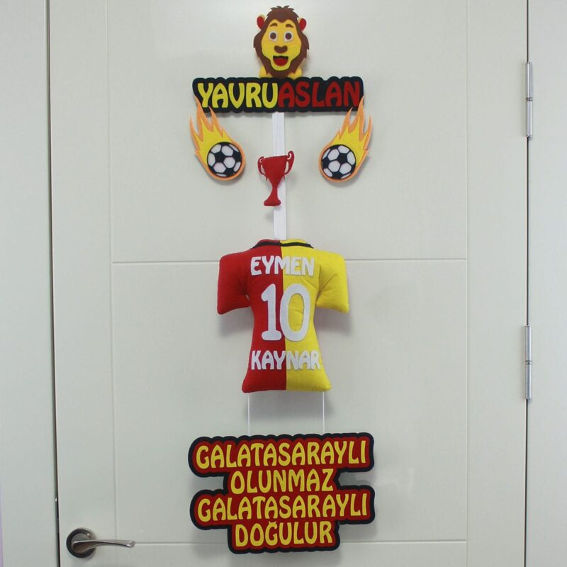 Eymen isimli YavruAslan Kapı Süsü