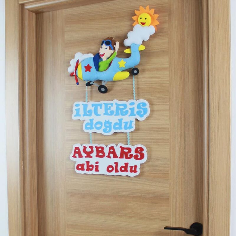 İlteriş ve Aybars isimli Kardeş Pilot Kapı Süsü