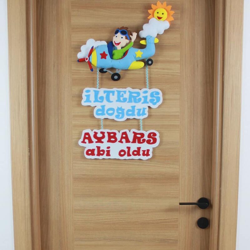 İlteriş ve Aybars isimli Kardeş Pilot Kapı Süsü