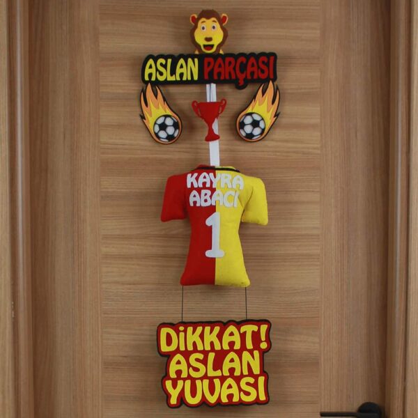 Kayra isimli AslanParçası Kapı Süsü