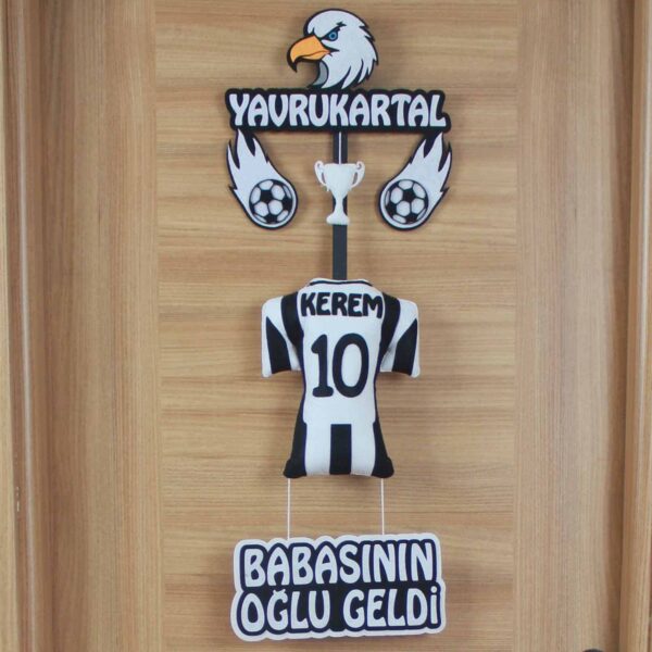 Kerem isimli YavruKartal Kapı Süsü